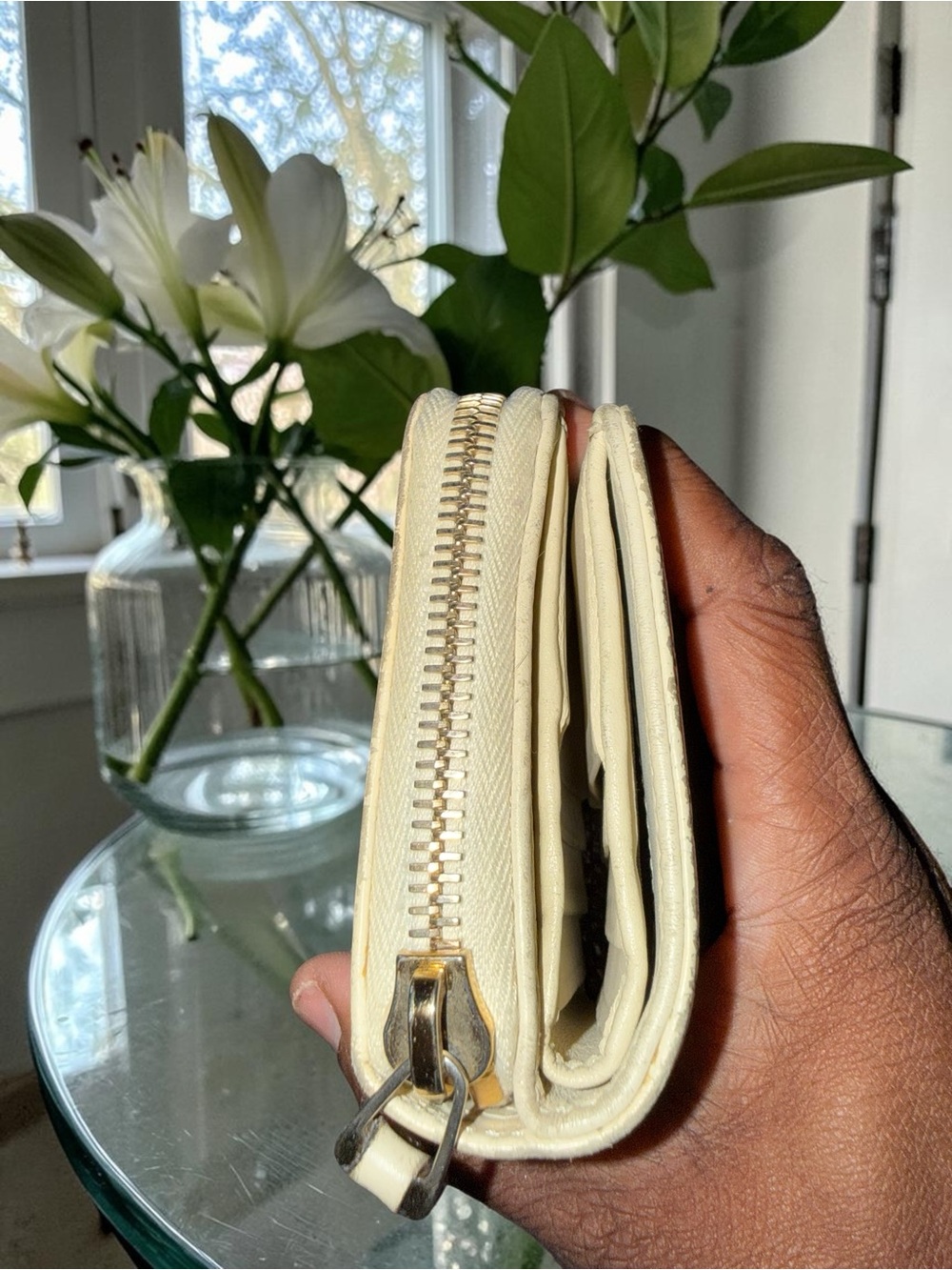 Gucci Cream Guccissima Leather GG-Embossed Wallet with Tab Closure & Care Cards - Picture 8 of 13